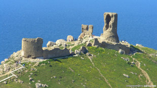Крепость Чембало