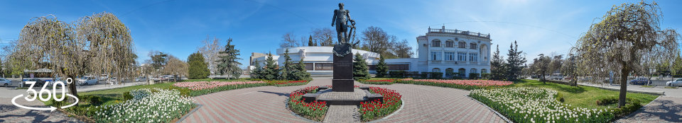Памятник адмиралу Сенявину - сферическая панорама 360 градусов