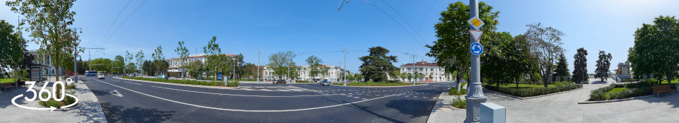 Центр площади Ушакова