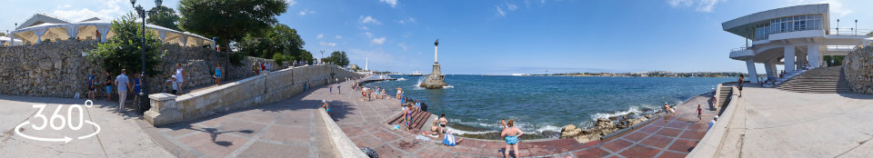 Пляж у памятника Затопленным кораблям, Севастополь