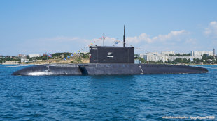 555 Дизель-электрическая подводная лодка Новороссийск