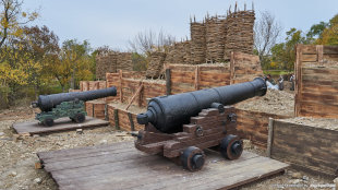 Пушки на реконструированных позициях