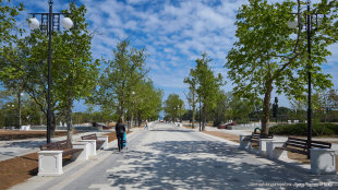 Центральная аллея парка Победы