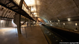 Подземная база подводных лодок