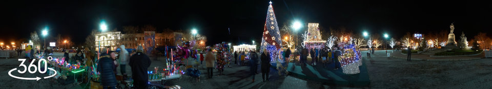 Главная новогодняя елка Севастополя 2015 г. на площади Нахимова