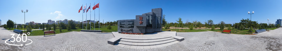 Мемориал в честь героев Советского Союза, открытый 9 мая 2015 года