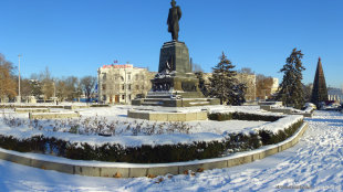 Площадь Нахимова в снегу