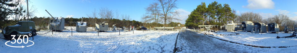 Площадка с корабельной артиллерией в снегу - цилиндрическая панорама 360 градусов
